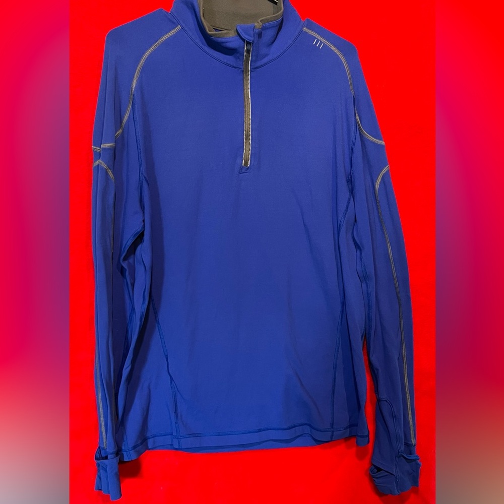 Running long sleeve Lululemon top.